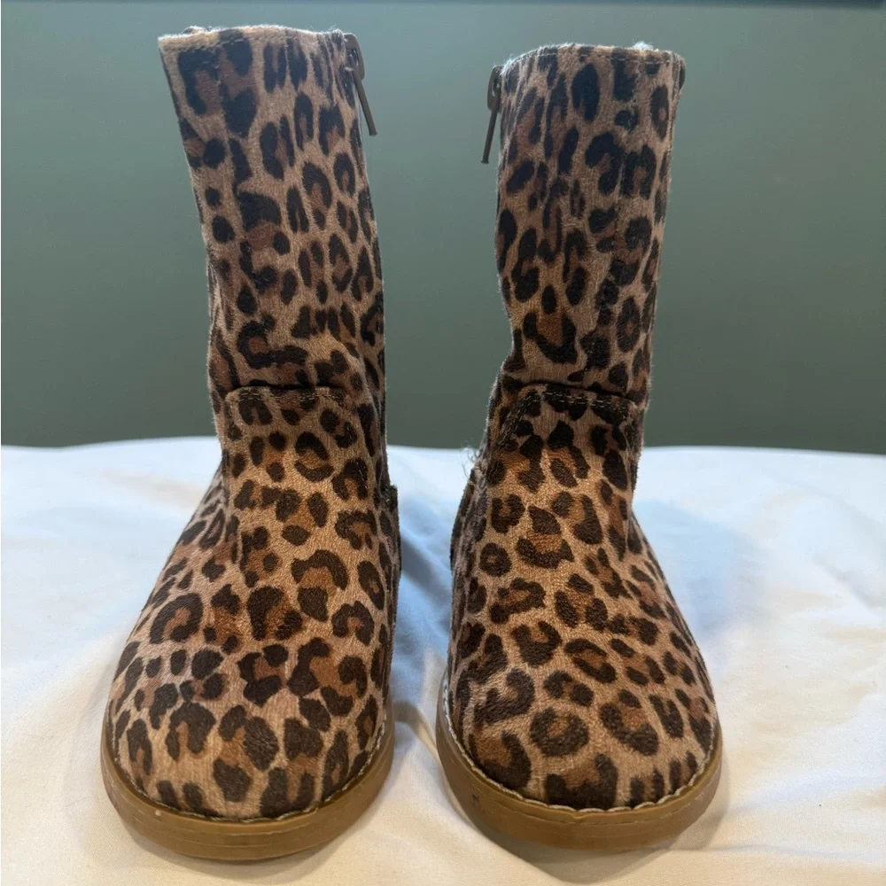 Leopard Print Boots - Picture 1 of 3